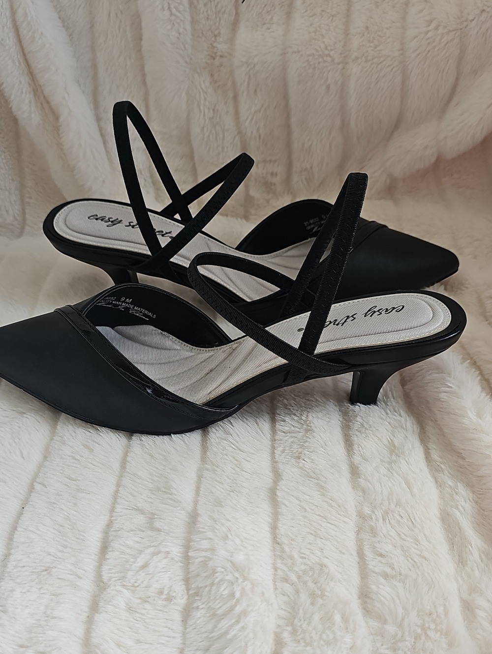 easy street Black Pointed Slingback Low Heel Pumps